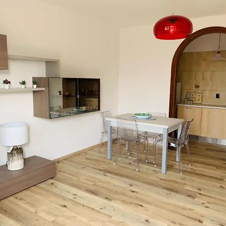 Casa Daniela #2 דירה מאלצ'סינה